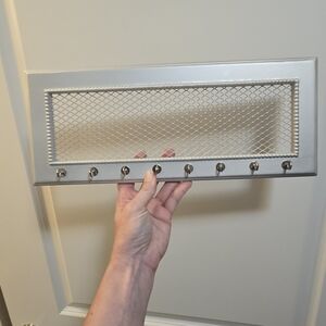 Necklace Holder